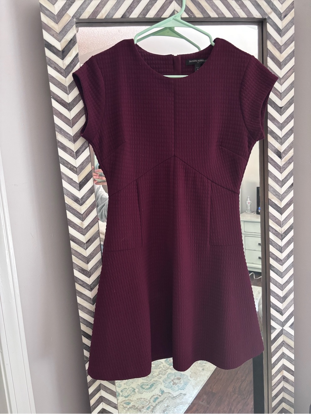 Banana Republic Burgundy Textured Cap-Sleeve Fit-and-Flare Dress